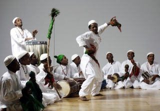 Details | Sidi Goma - photo by Lois Greenfield